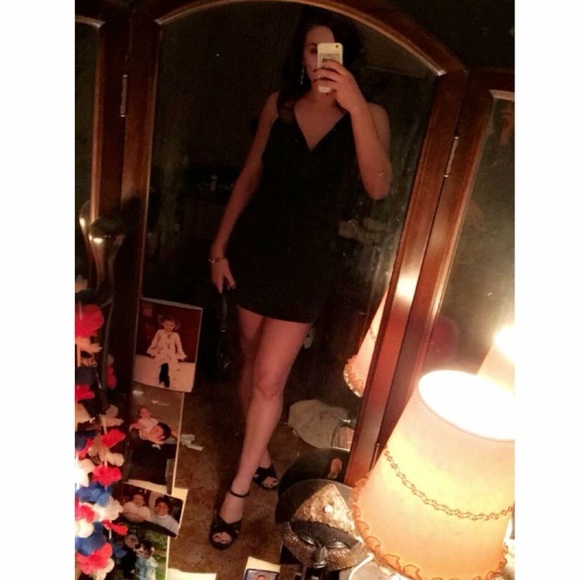 See anything you like? Make an offer! - Picture 3 of 7